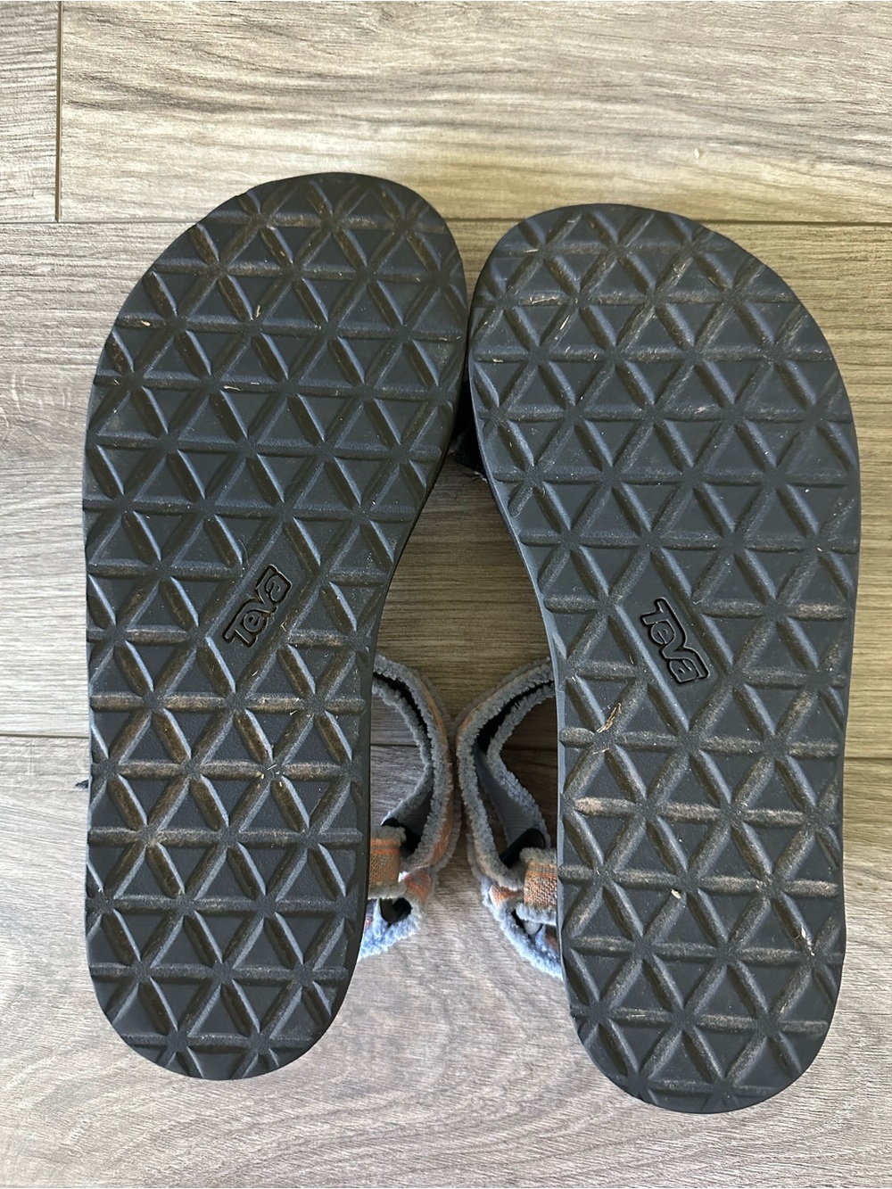 Women’s Teva sandals - Picture 4 of 8